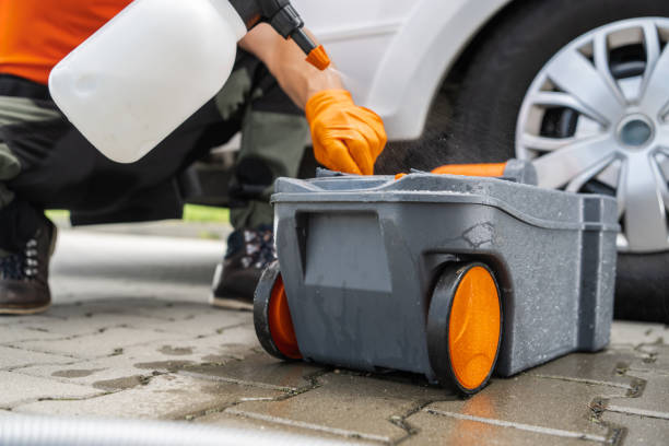 Portable Toilet Options We Offer in Hawthorn Woods, IL